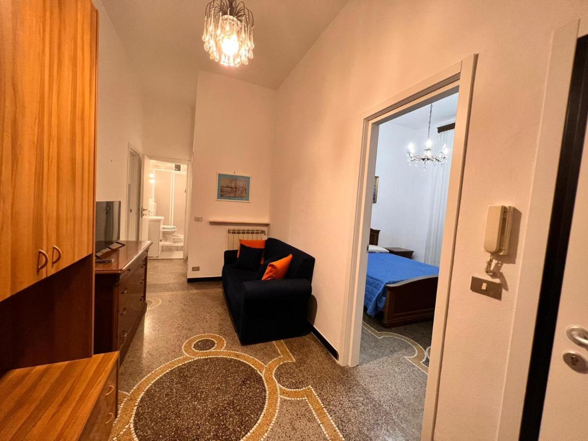 Savona Casa Vacanze Vicino Mare 3 Minuti Wifi ภายนอก รูปภาพ